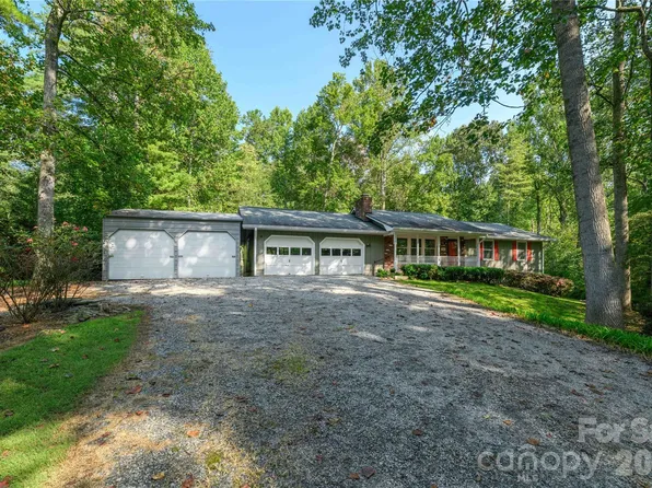 106 Turner Ln, Hendersonville, NC 28791