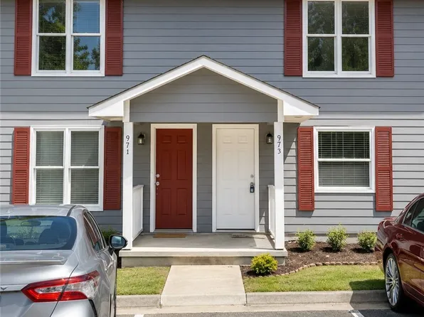 973 Odom Dr, Fayetteville, NC 28304