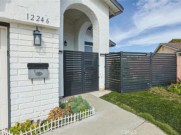 4th image of 12246 Nadine Cir