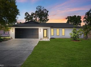 1437 SE 11th St, Cape Coral, FL 33990