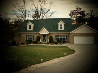3093 Waters Edge Dr, Morristown, TN 37814