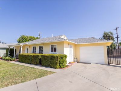17405 Manteca St, Van Nuys, CA, 91406