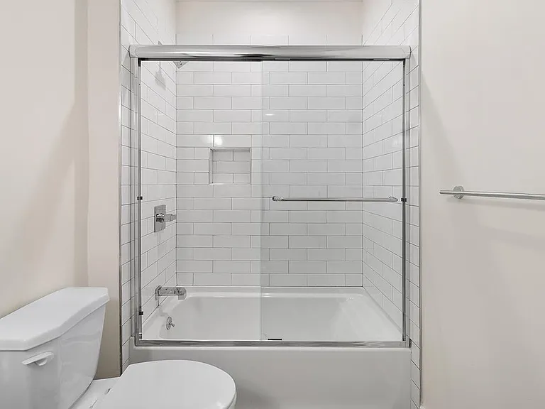 1148 N 2nd St #3H — Photo 22