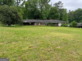 3042 W Peek Rd NW, Atlanta, GA 30318