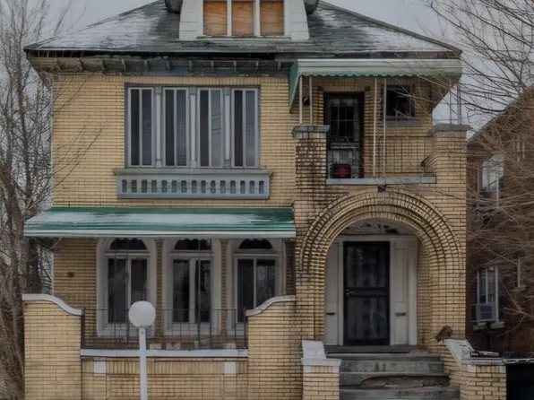 2738 Elmhurst St, Detroit, MI 48206