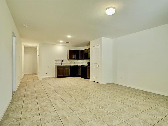 5th image of 26672 Pools Creek Dr