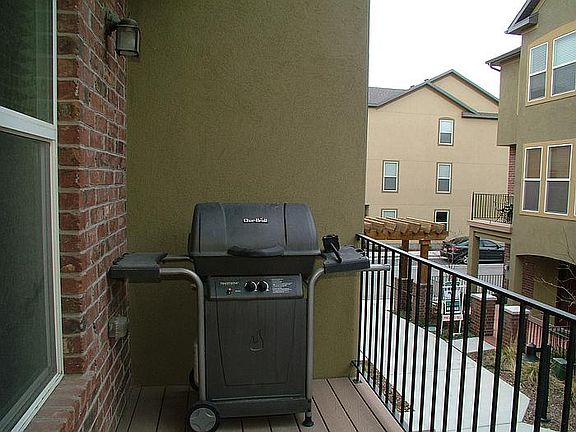 5th image of 3708 S Balmossie Ln