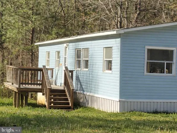 987 Eastham Rd, Bumpass, VA 23024