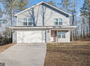 450 Candlestick Dr, Hull, GA 30646