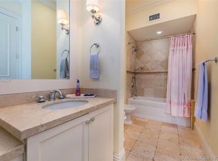 850 Harbor Dr, Key Biscayne, FL 33149