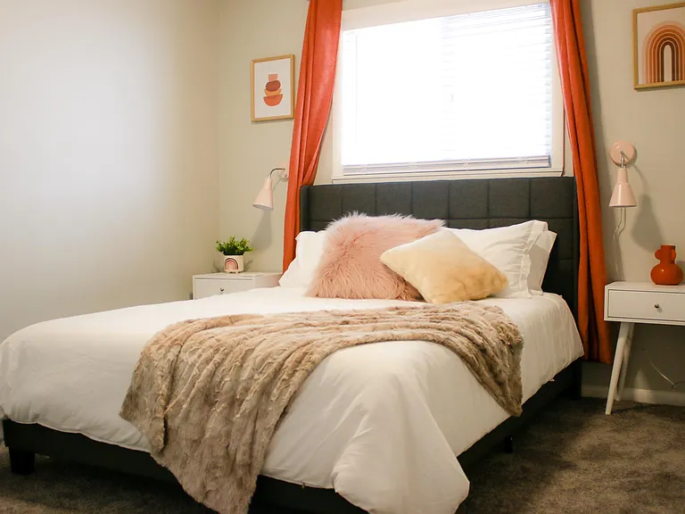 1330 Laurel St #1330 — Photo 7