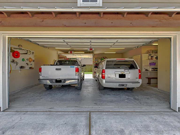 11939 Sagittarius Dr E — Photo 42