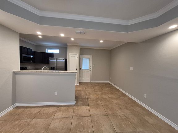 4th image of 13903 Annas Way #104