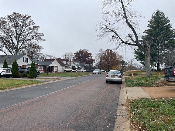 4th image of 6325 Darlow Dr