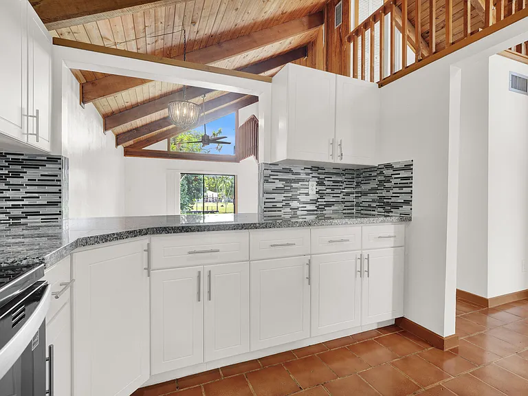 100 Sparrow Dr #13-1 — Photo 8