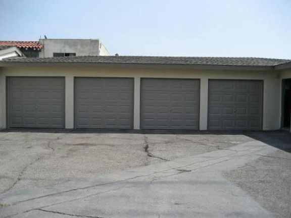 5th image of 7622 Crescent Ave #0