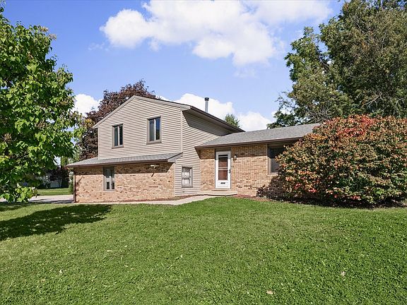 4th image of 2006 Clover Ct E