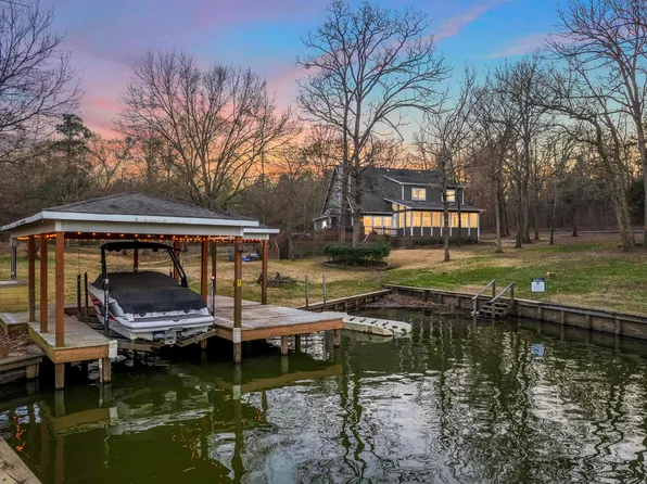 233 E Eldorado Dr, Scroggins, TX 75480