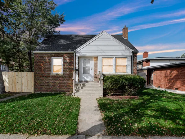 3750 W 83rd St, Chicago, IL 60652