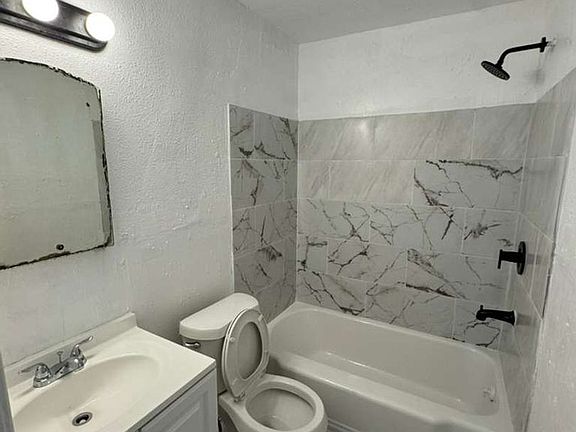 2nd image of 3349 14th St #1521