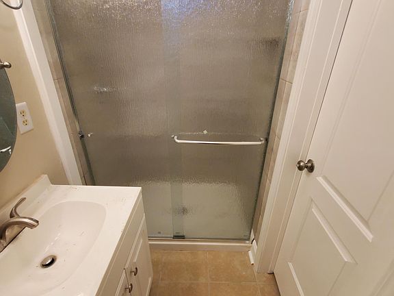 3rd image of 1005 Alexandria Dr