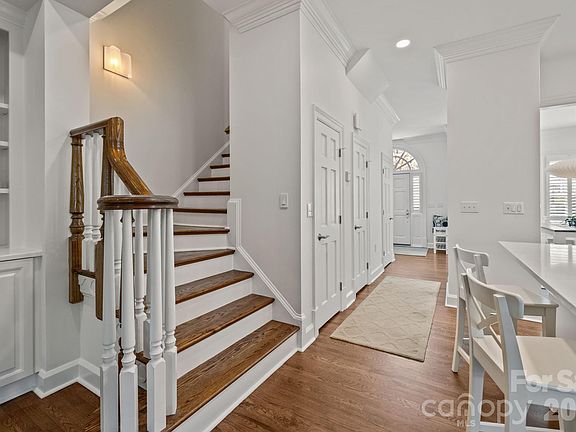 4th image of 1208 Dilworth Crescent Row