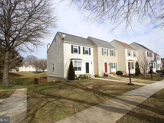 3rd image of 6514 Brookleigh Way