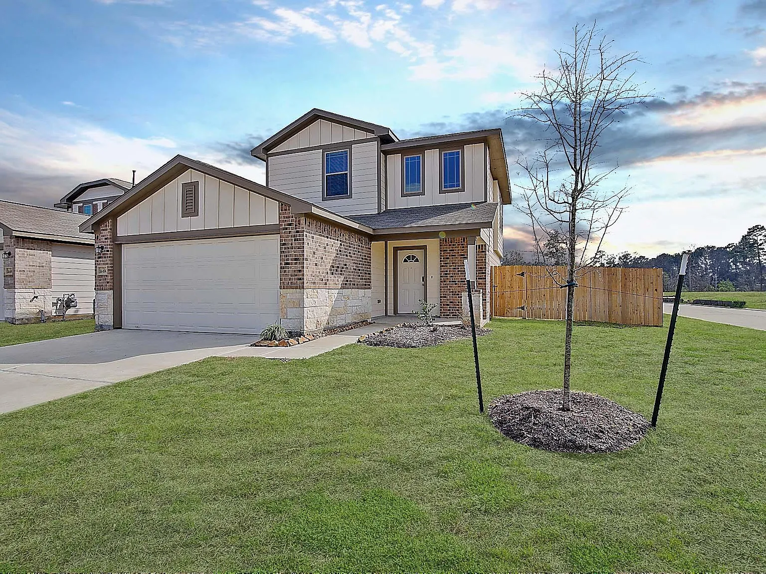 3 bed, 2.5 bath, 1628 sqft, $1,797 — Photo 2