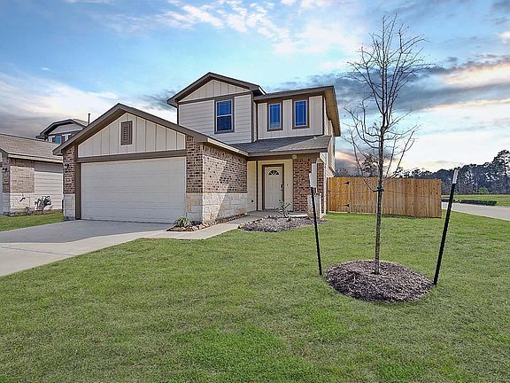 2nd image of 14520 Conifer Dr