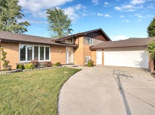 14933 Dogwood Dr, Orland Park, IL 60462