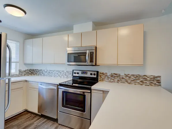 730 SE 8th Ave, Oak Harbor, WA