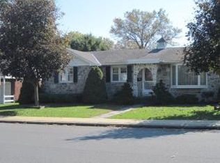 535 S 6th St, Denver, PA 17517