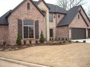 1105 SW Amesbury Pl, Bentonville, AR 72713