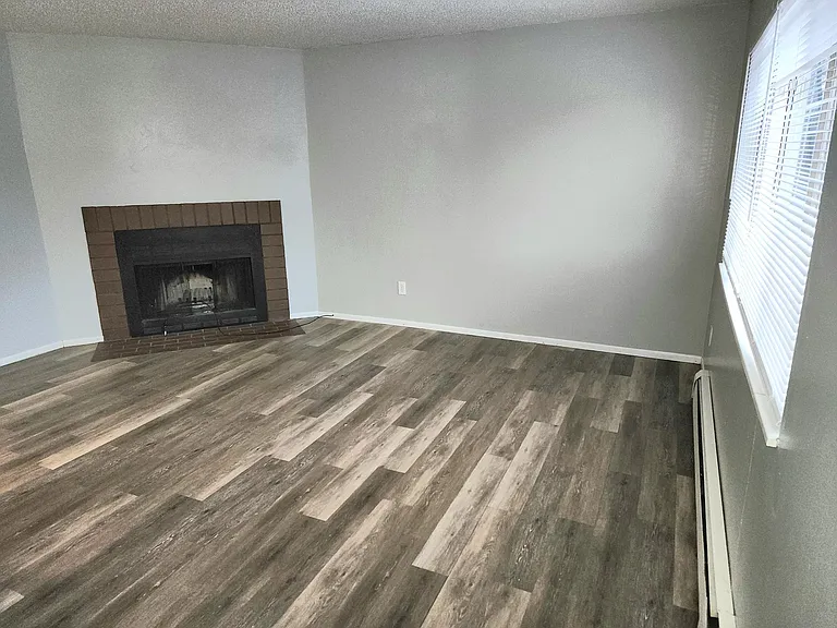 3935 Stonedike Drive — Photo 8