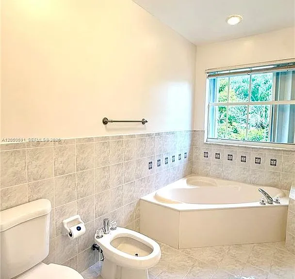 11504 SW 152nd Ct — Photo 16