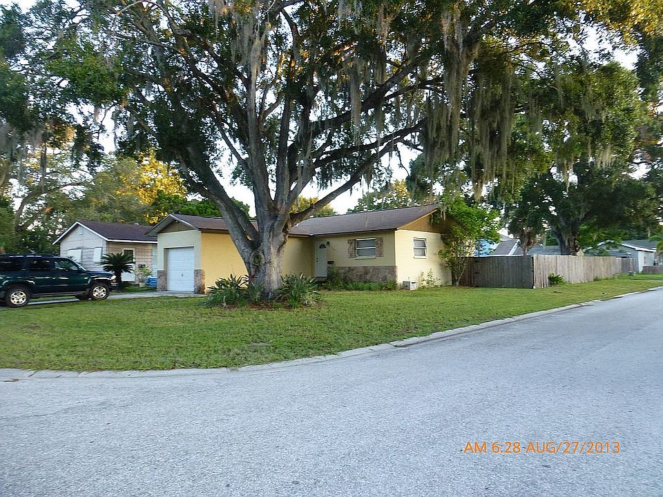 Large corner lot 