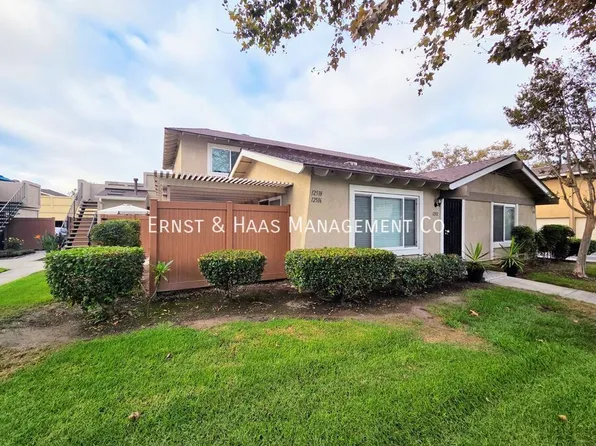 12512 Cuesta Dr, Cerritos, CA 90703