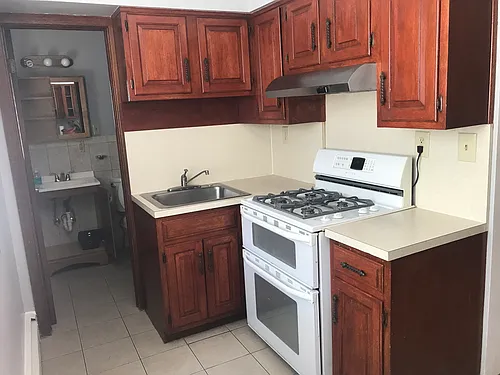 1077 E Jersey St #2 Photo 1