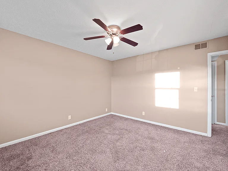 Huntley Ridge Townhomes — Photo 11
