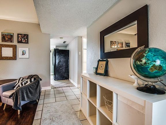 5th image of 2328 Overglen Dr