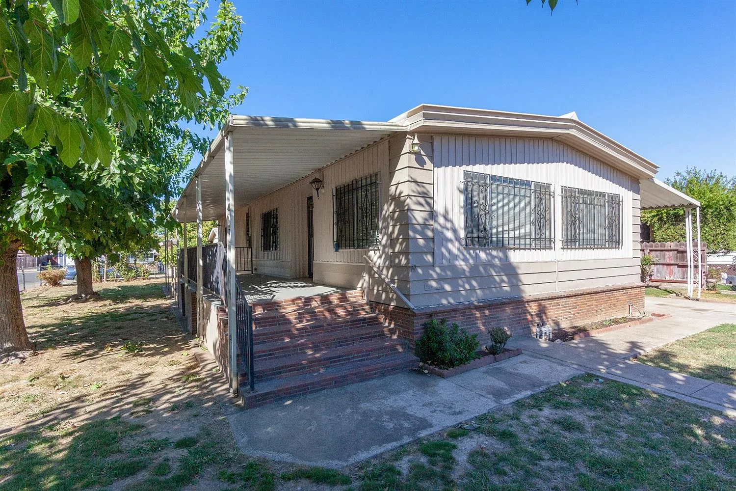 6625 Birnam St photo 1