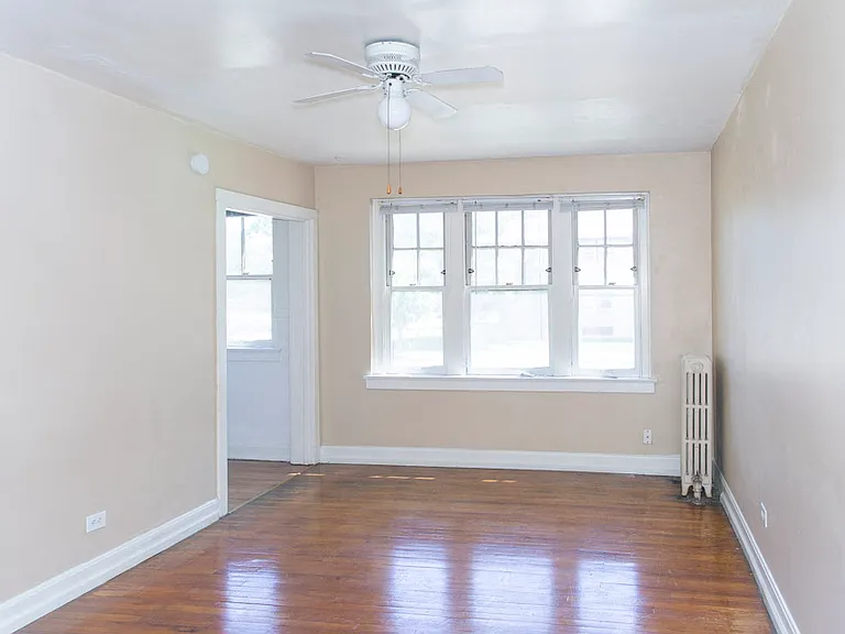 East Evans Apartments — Photo 30