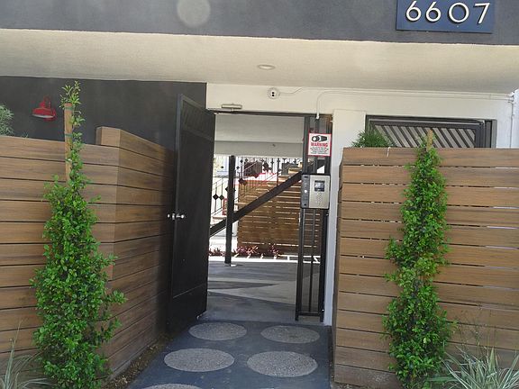 2nd image of 6607 N Figueroa St
