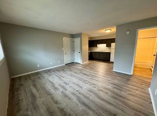 417-501 S 1st Ave #1, New Hampton, IA 50659
