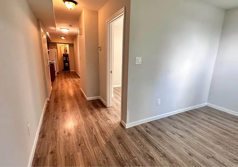 2808 Pomeroy Rd SE #1 — Photo 1