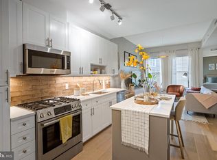 6803 Cameron Dr NW #116, Washington, DC 20012
