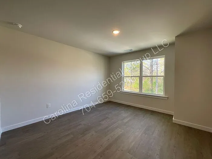 128 18th St NW — Photo 6
