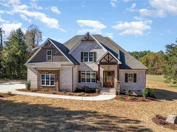 7603 Frogs Leap Way, Summerfield, NC 27358