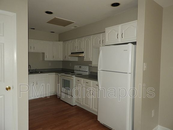 5th image of 1688 Hannibal St
