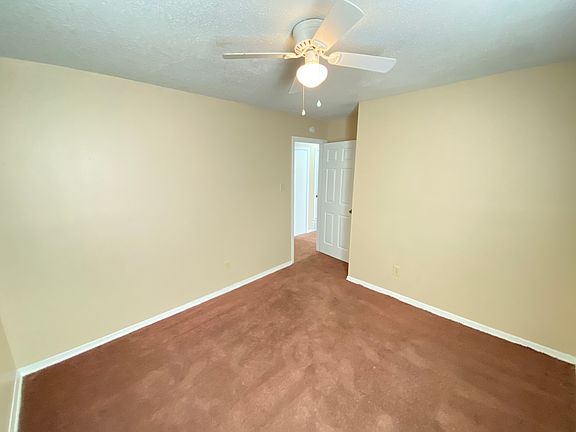 5th image of 2225 Birken Dr